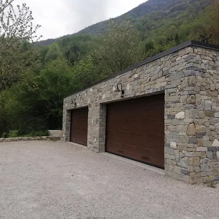 Casa Eleonora Lezzeno