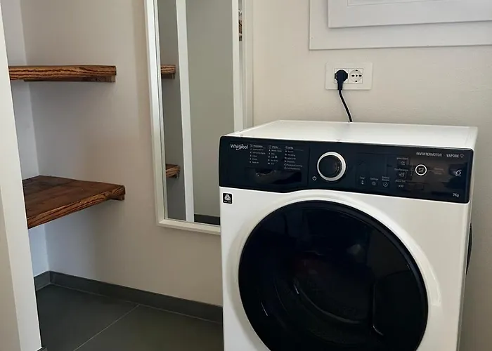 Casa Eleonora Feriehus *