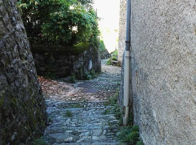 Casa Eleonora 勒泽诺
